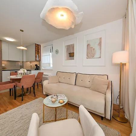 D'or With Free Private Parking Apartamento *